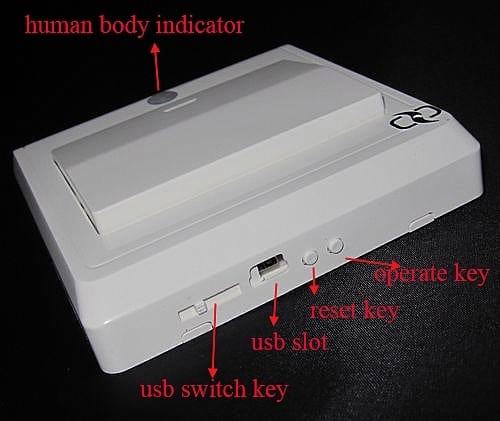 מתג תאורה עם מצלמה נסתרת