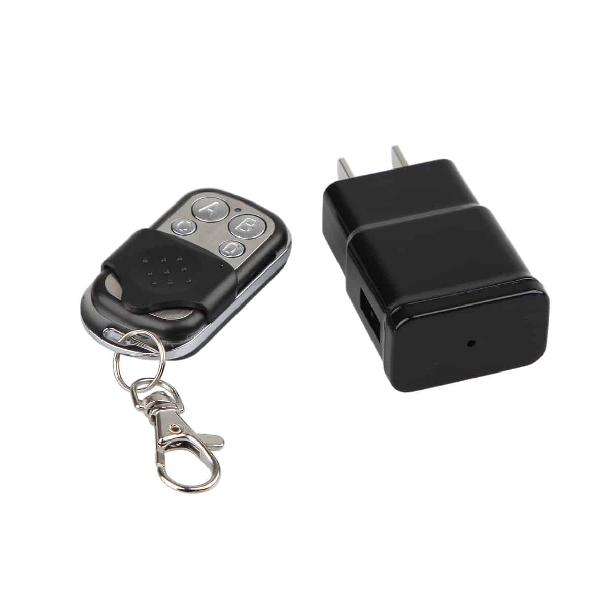 מטען לקיר עם מצלמה נסתרת