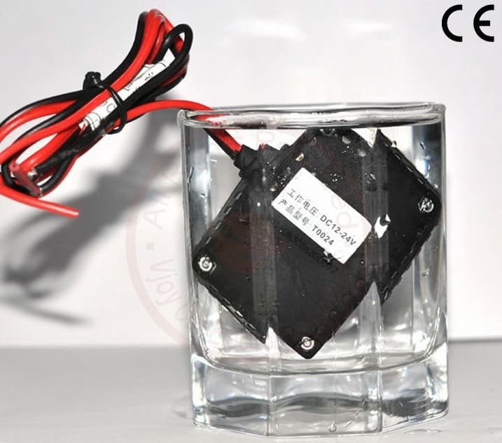 מכשיר מעקב קבוע לרכב