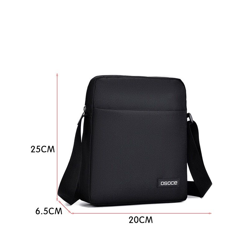 מצלמה נסתרת בתיק צד לגבר